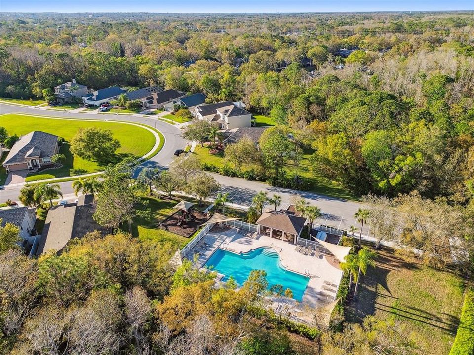 For Sale: $615,000 (5 beds, 2 baths, 2827 Square Feet)