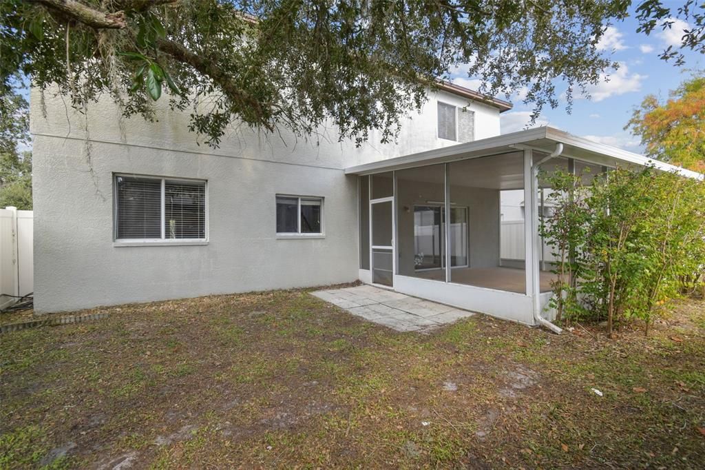 For Sale: $615,000 (5 beds, 2 baths, 2827 Square Feet)