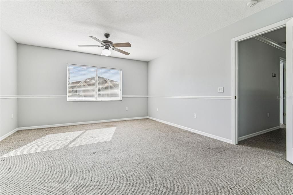 For Sale: $615,000 (5 beds, 2 baths, 2827 Square Feet)