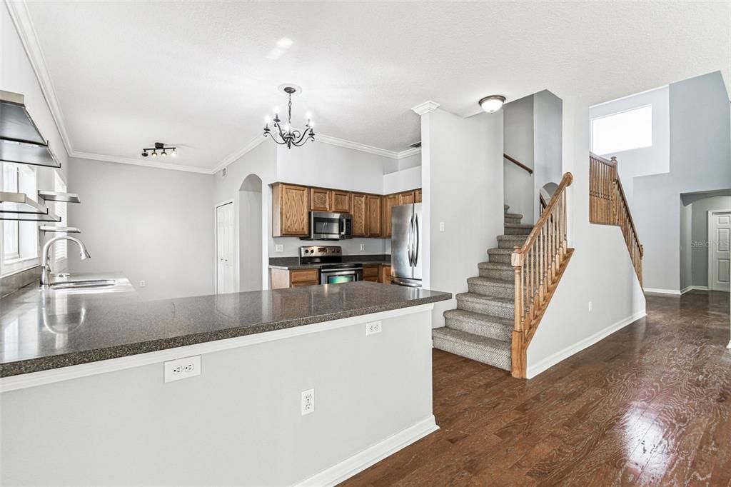 For Sale: $615,000 (5 beds, 2 baths, 2827 Square Feet)