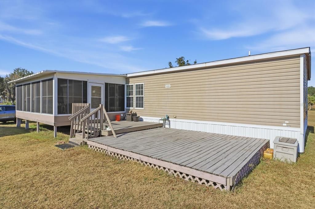 На продажу: $379,500 (4 спален, 2 ванн, 1664 Квадратных фут)