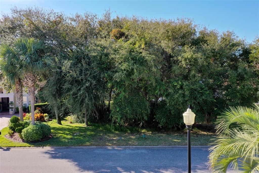 待售: $269,000 (0.26 acres)