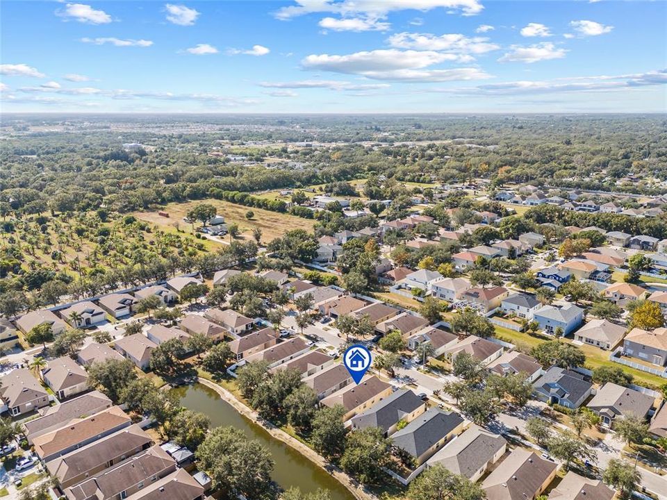 На продажу: $305,000 (3 спален, 2 ванн, 1568 Квадратных фут)