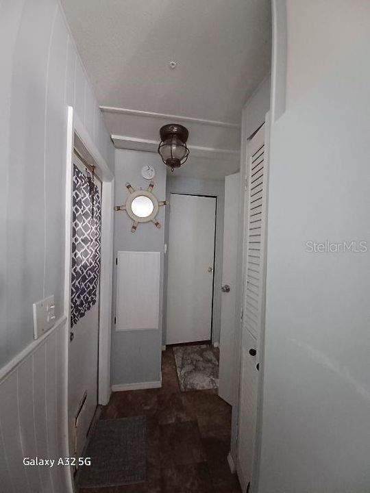 For Sale: $265,000 (2 beds, 2 baths, 504 Square Feet)