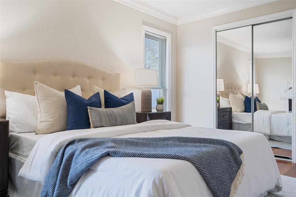 For Sale: $349,000 (4 beds, 2 baths, 1390 Square Feet)