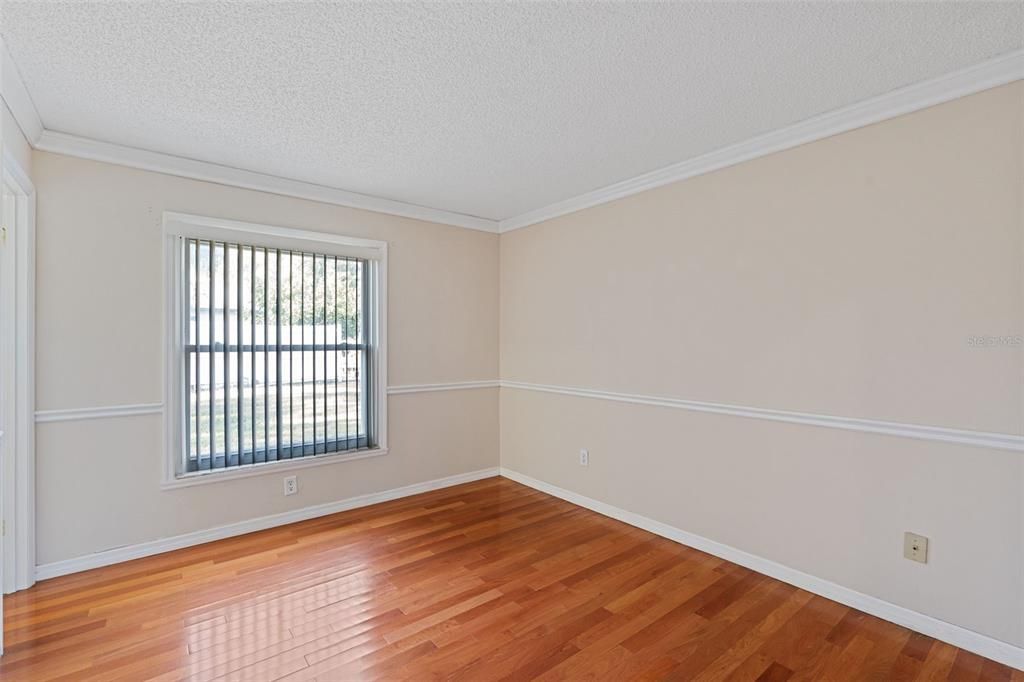 For Sale: $349,000 (4 beds, 2 baths, 1390 Square Feet)