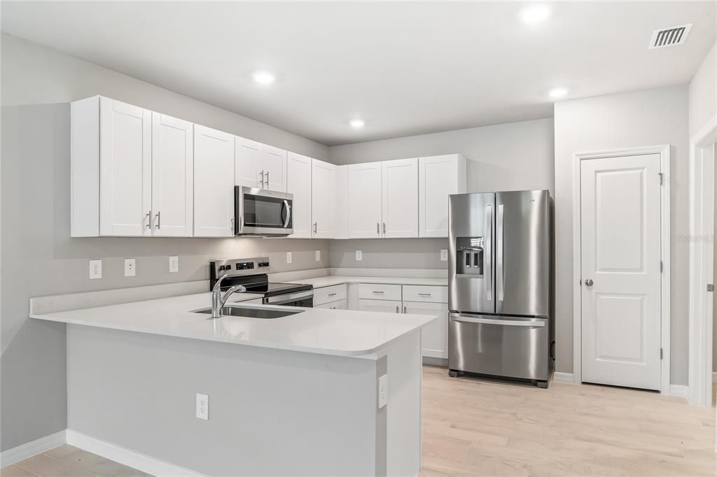 For Sale: $265,990 (2 beds, 2 baths, 1503 Square Feet)