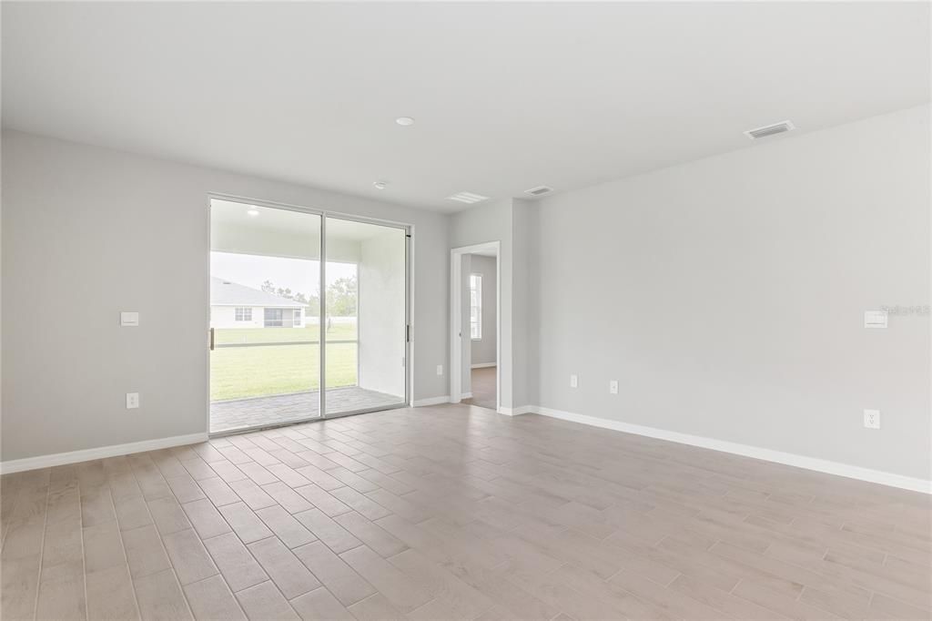 For Sale: $265,990 (2 beds, 2 baths, 1503 Square Feet)