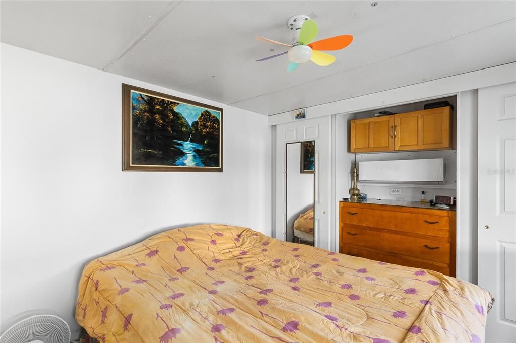 For Sale: $75,000 (2 beds, 1 baths, 740 Square Feet)