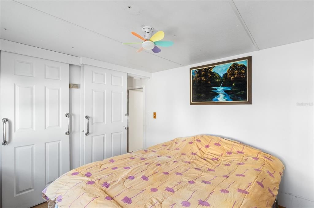 For Sale: $75,000 (2 beds, 1 baths, 740 Square Feet)