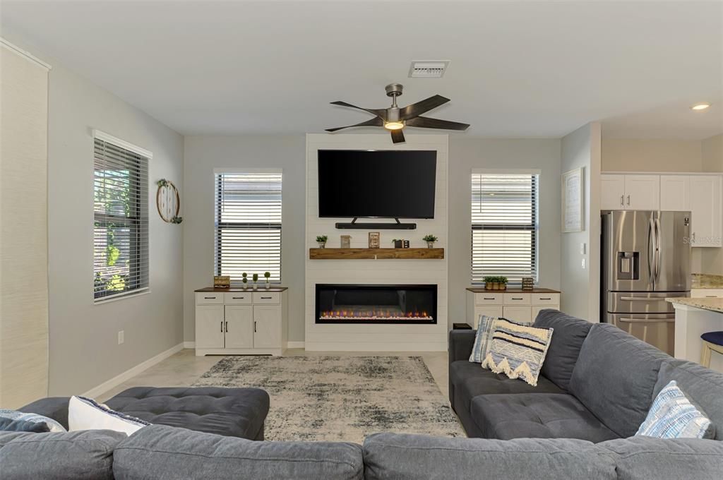 待售: $565,000 (3 贝兹, 3 浴室, 2201 平方英尺)