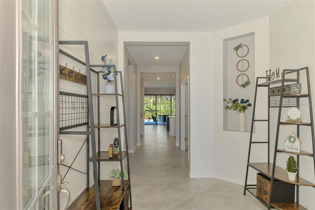 待售: $565,000 (3 贝兹, 3 浴室, 2201 平方英尺)