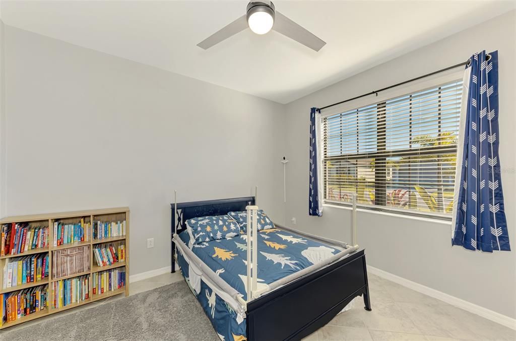 待售: $565,000 (3 贝兹, 3 浴室, 2201 平方英尺)