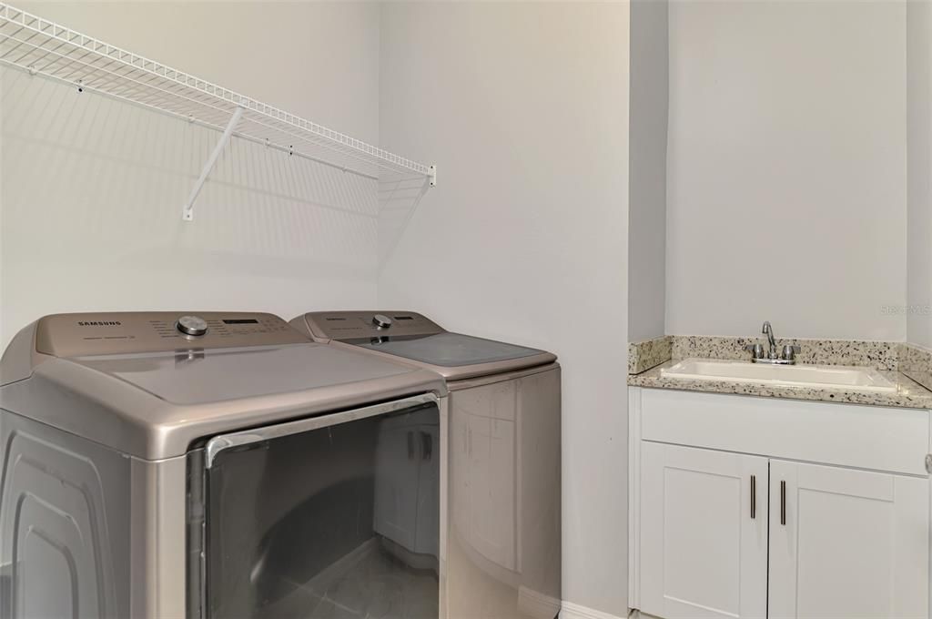 待售: $565,000 (3 贝兹, 3 浴室, 2201 平方英尺)