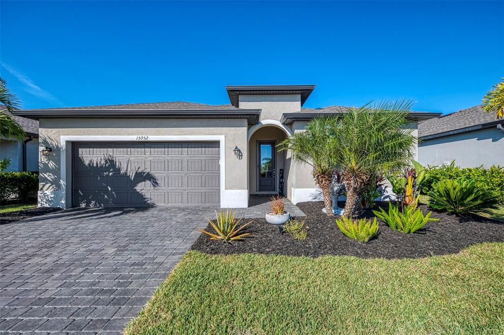 待售: $565,000 (3 贝兹, 3 浴室, 2201 平方英尺)