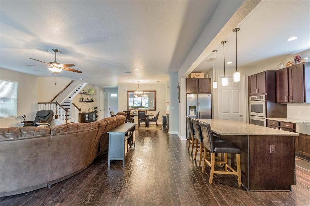 На продажу: $2,200,000 (4 спален, 3 ванн, 3128 Квадратных фут)