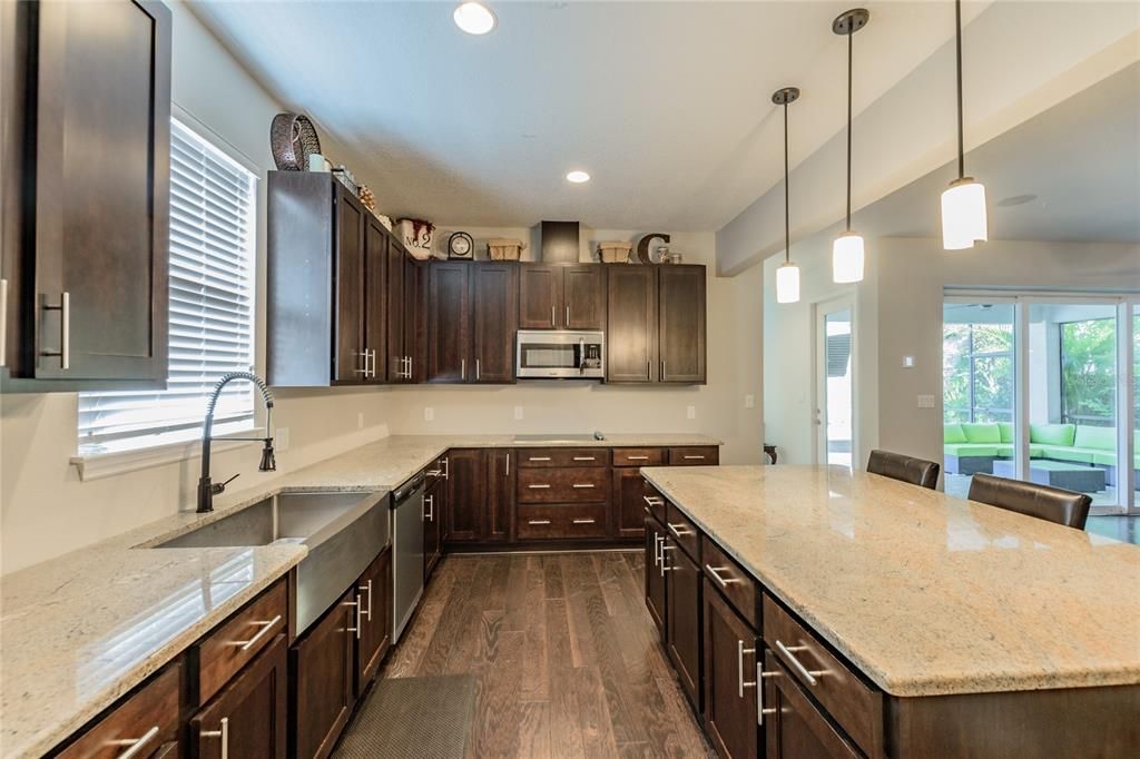 На продажу: $2,200,000 (4 спален, 3 ванн, 3128 Квадратных фут)