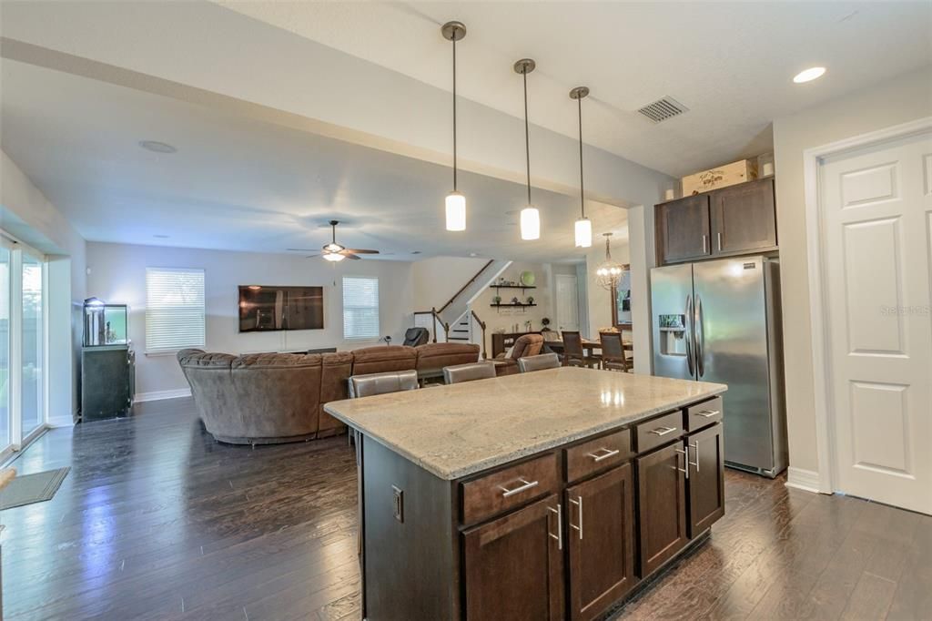 На продажу: $2,200,000 (4 спален, 3 ванн, 3128 Квадратных фут)