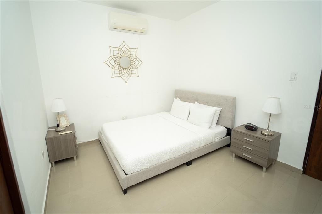 На продажу: $1,620,000 (7 спален, 7 ванн, 2263 Квадратных фут)