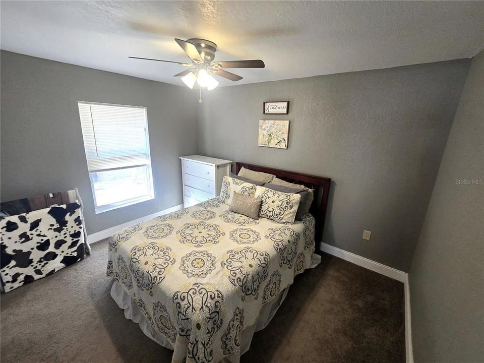 For Sale: $199,900 (3 beds, 1 baths, 1014 Square Feet)