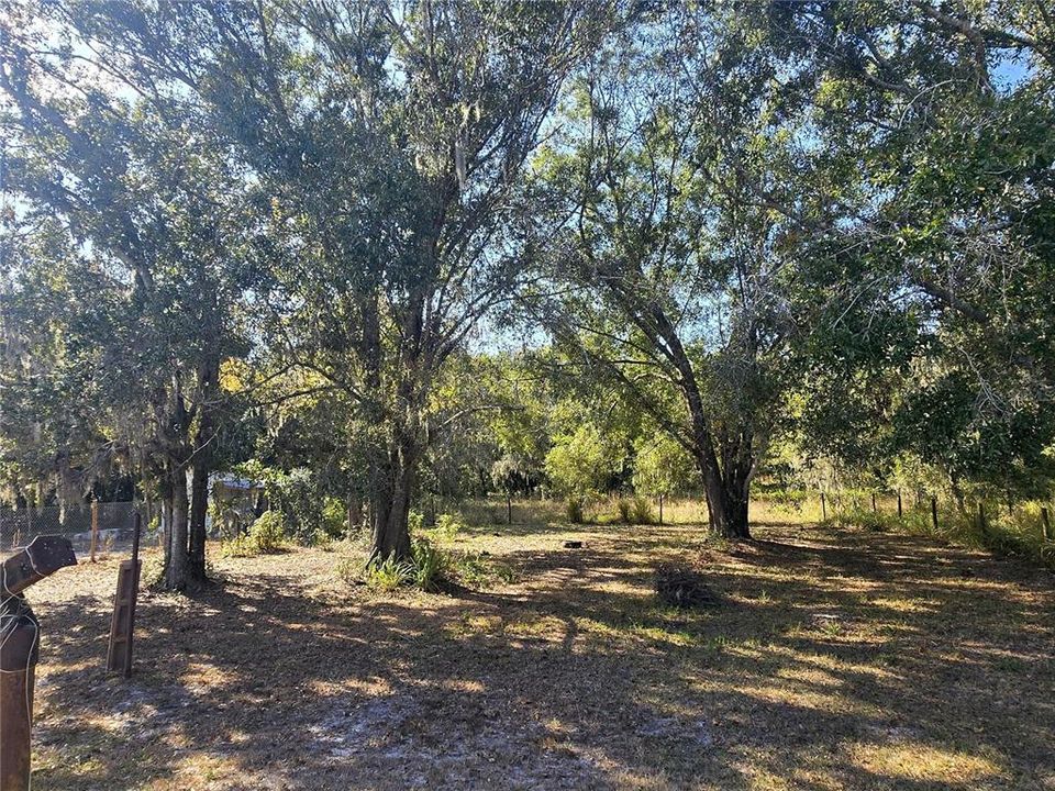 For Sale: $199,900 (3 beds, 1 baths, 1014 Square Feet)