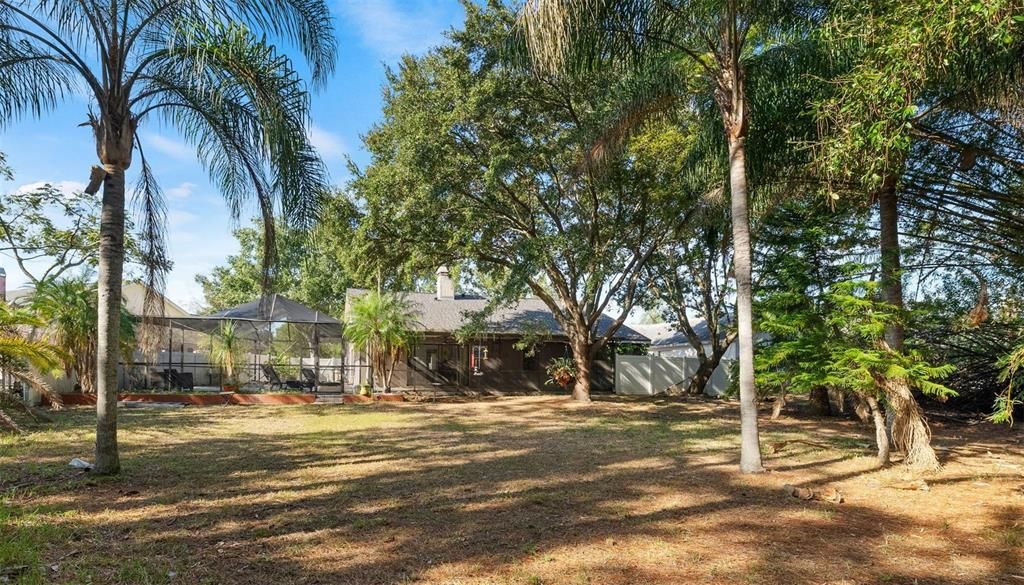 待售: $549,900 (4 贝兹, 2 浴室, 2040 平方英尺)