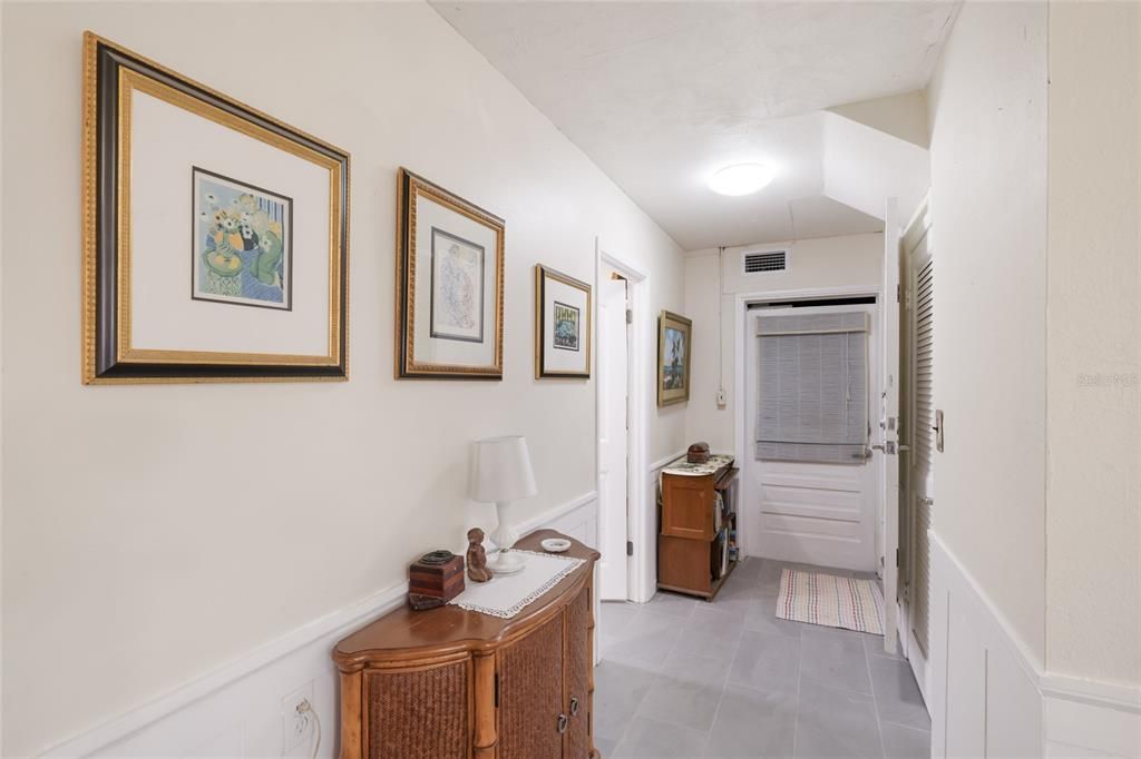 Active With Contract: $399,900 (3 beds, 2 baths, 1632 Square Feet)