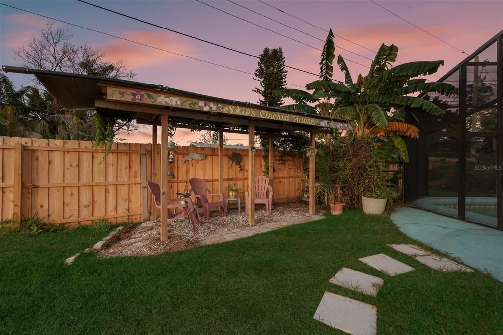 Active With Contract: $399,900 (3 beds, 2 baths, 1632 Square Feet)