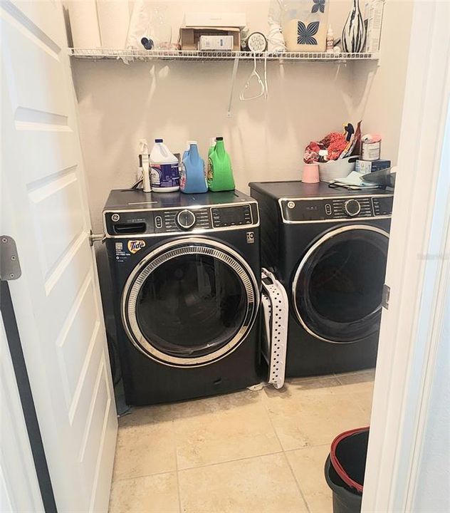 На продажу: $323,000 (3 спален, 2 ванн, 1505 Квадратных фут)