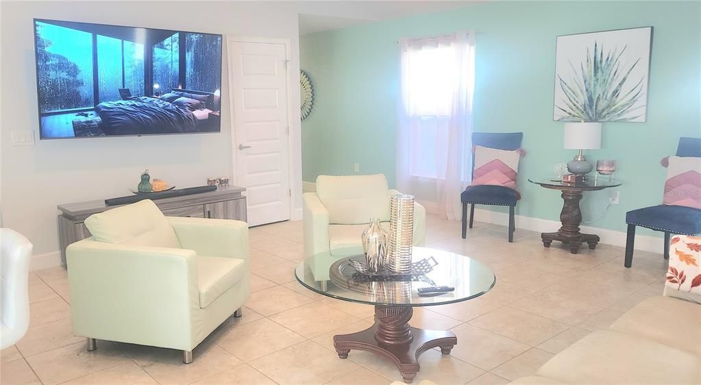 На продажу: $323,000 (3 спален, 2 ванн, 1505 Квадратных фут)