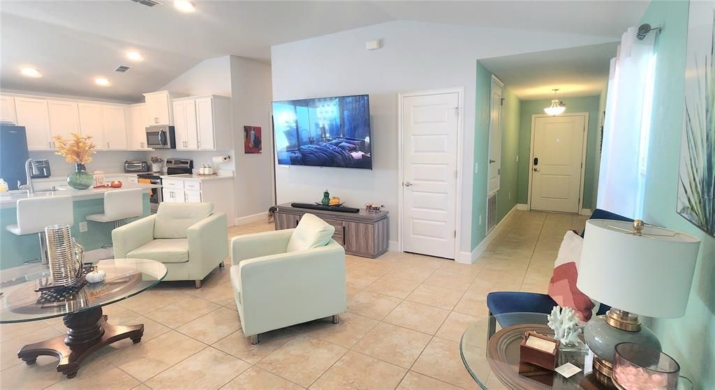 На продажу: $323,000 (3 спален, 2 ванн, 1505 Квадратных фут)