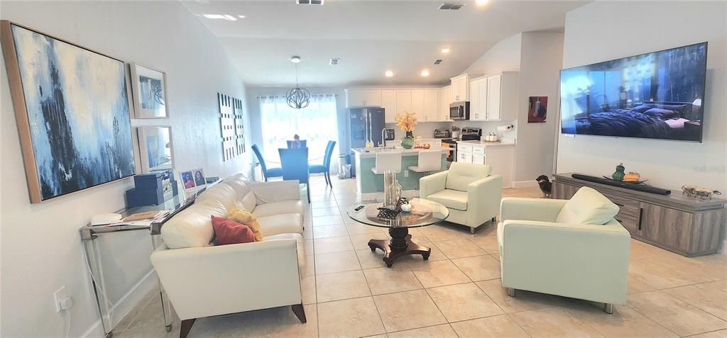 На продажу: $323,000 (3 спален, 2 ванн, 1505 Квадратных фут)