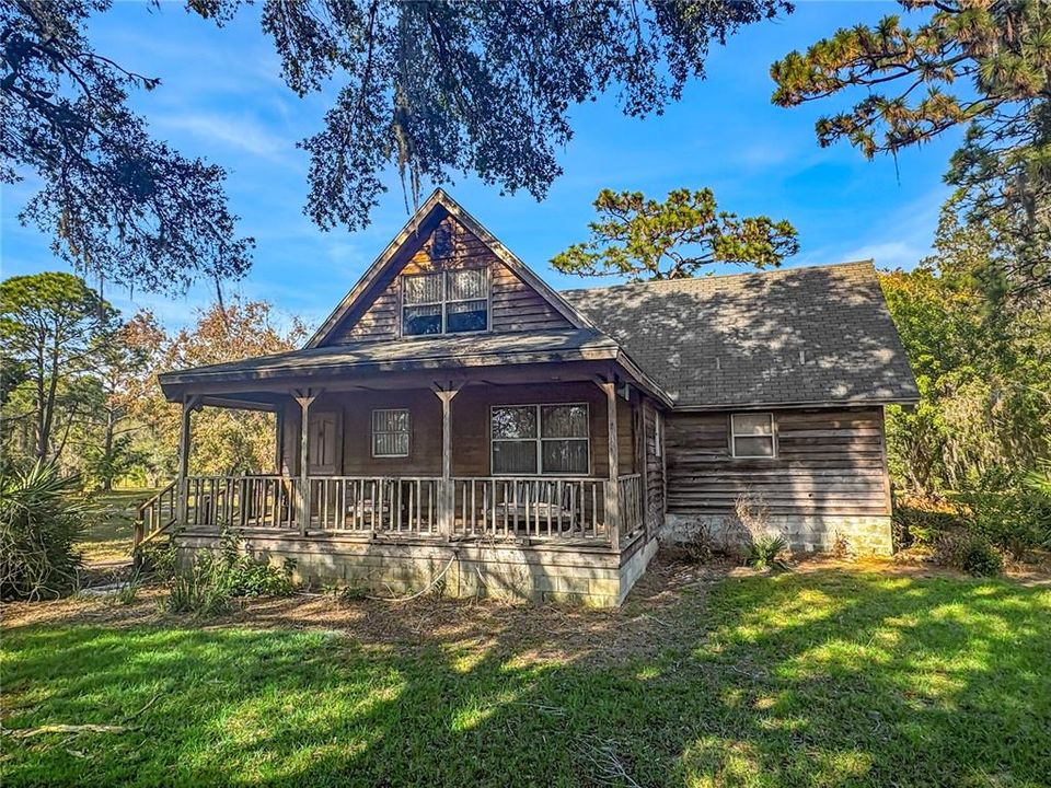 For Rent: $1,800 (2 beds, 2 baths, 1464 Square Feet)