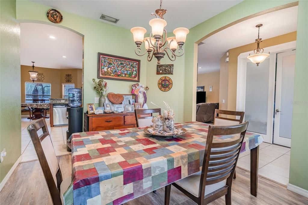 For Sale: $475,000 (4 beds, 2 baths, 2255 Square Feet)