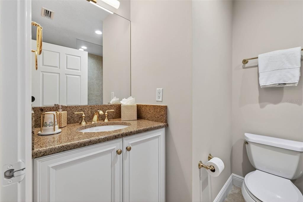 待售: $2,195,000 (3 贝兹, 3 浴室, 2700 平方英尺)