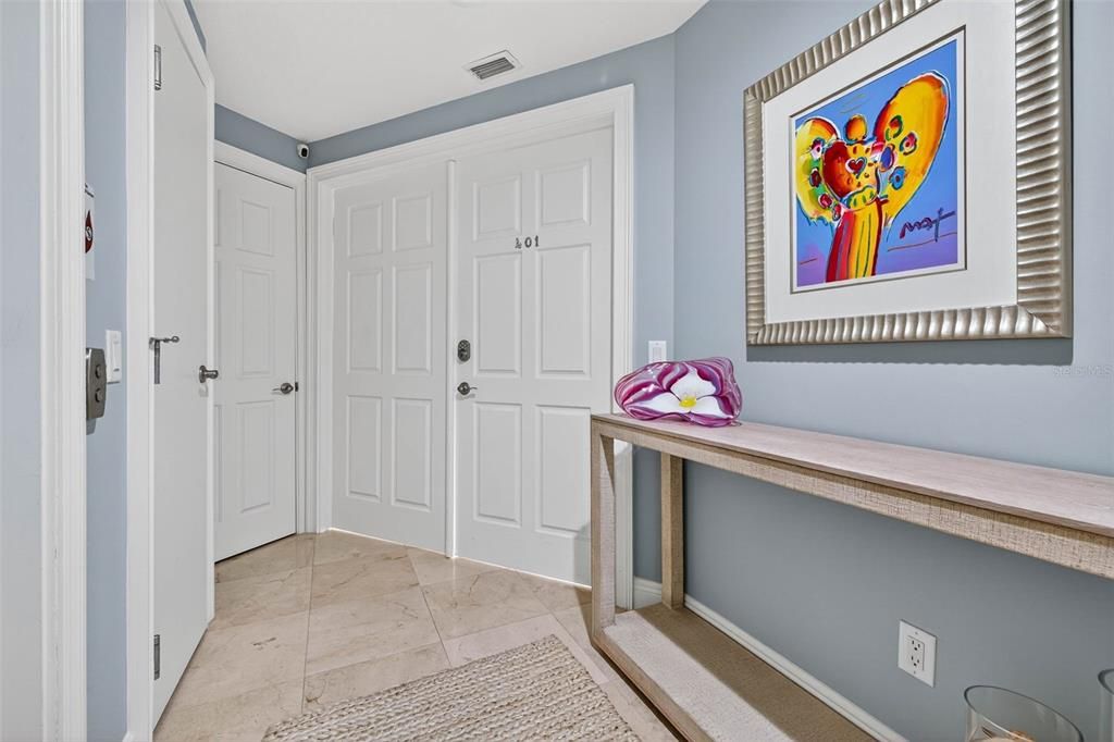 待售: $2,195,000 (3 贝兹, 3 浴室, 2700 平方英尺)