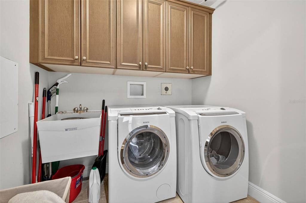 待售: $2,195,000 (3 贝兹, 3 浴室, 2700 平方英尺)