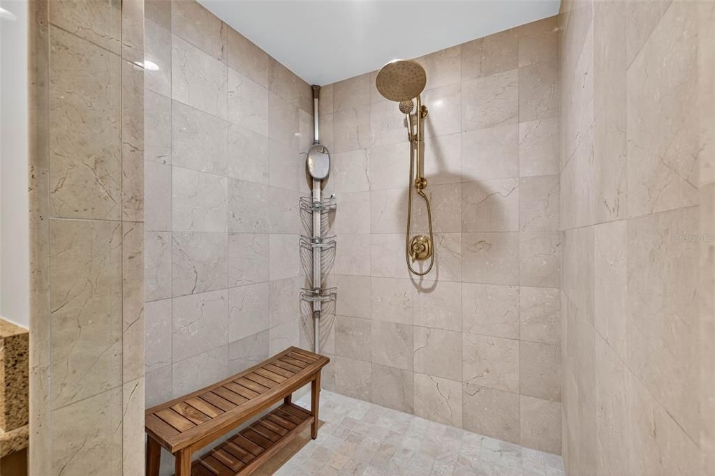 待售: $2,195,000 (3 贝兹, 3 浴室, 2700 平方英尺)