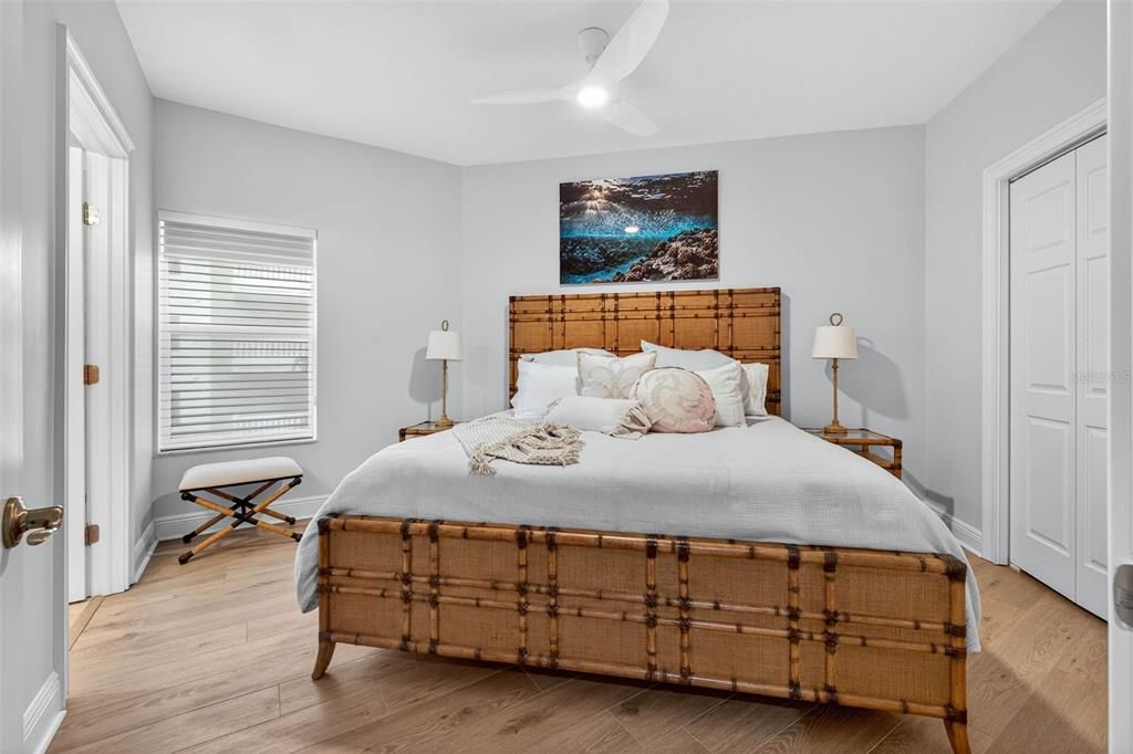 待售: $2,195,000 (3 贝兹, 3 浴室, 2700 平方英尺)