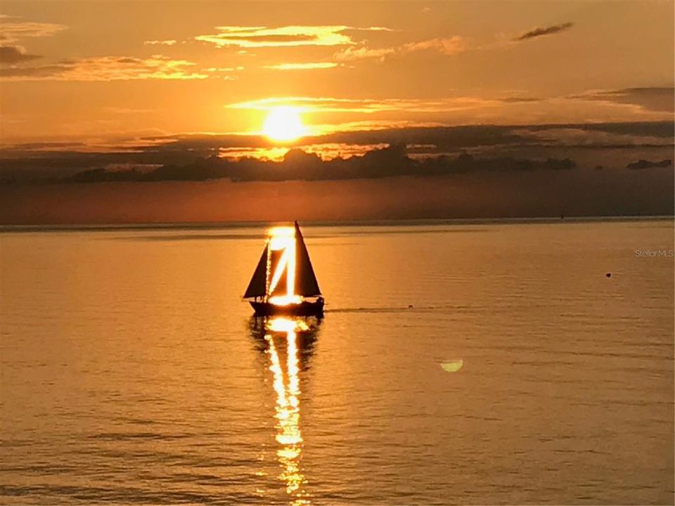 待售: $2,195,000 (3 贝兹, 3 浴室, 2700 平方英尺)