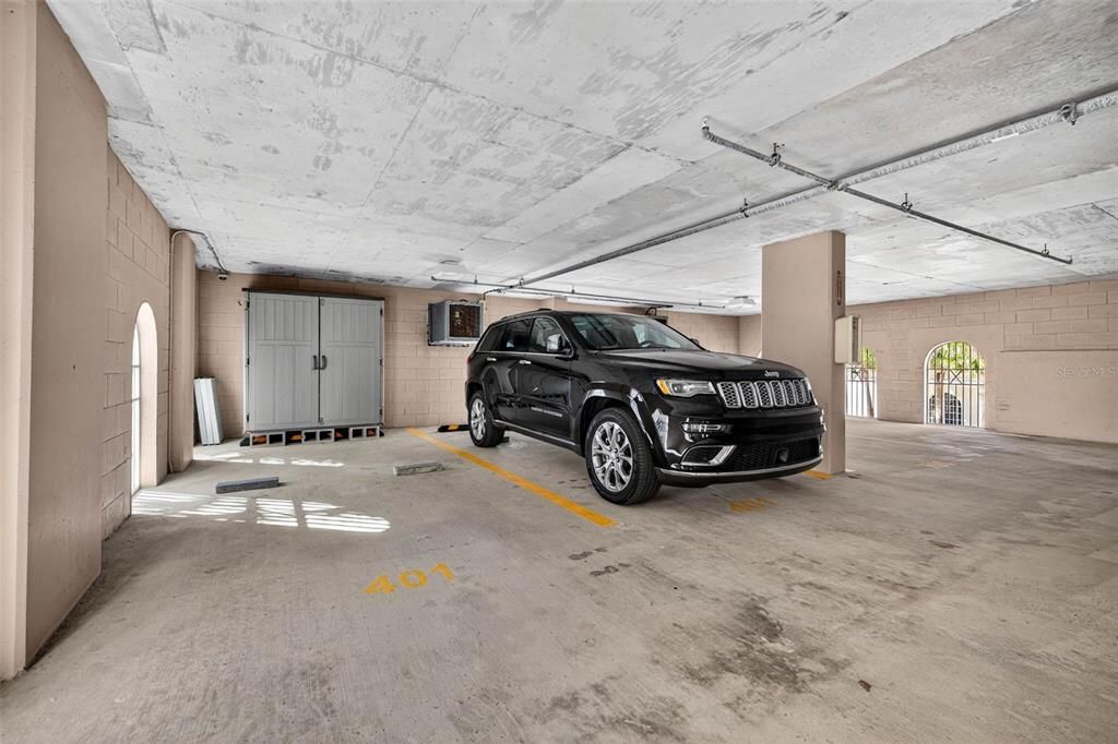 待售: $2,195,000 (3 贝兹, 3 浴室, 2700 平方英尺)