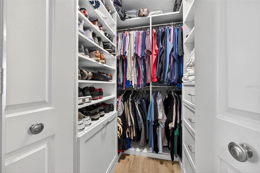 待售: $2,195,000 (3 贝兹, 3 浴室, 2700 平方英尺)