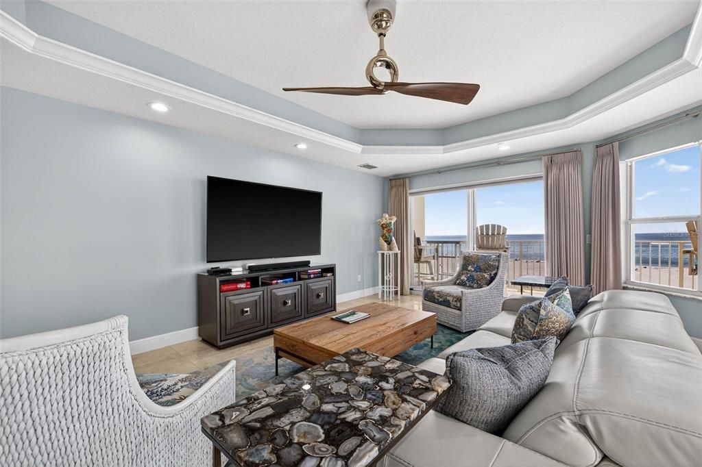 待售: $2,195,000 (3 贝兹, 3 浴室, 2700 平方英尺)