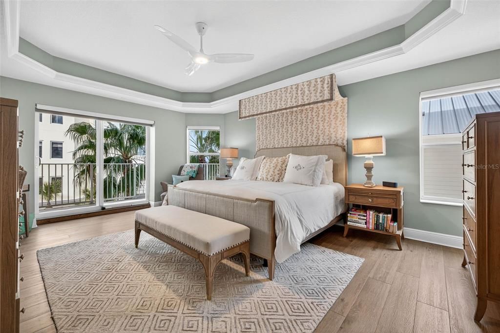 待售: $2,195,000 (3 贝兹, 3 浴室, 2700 平方英尺)