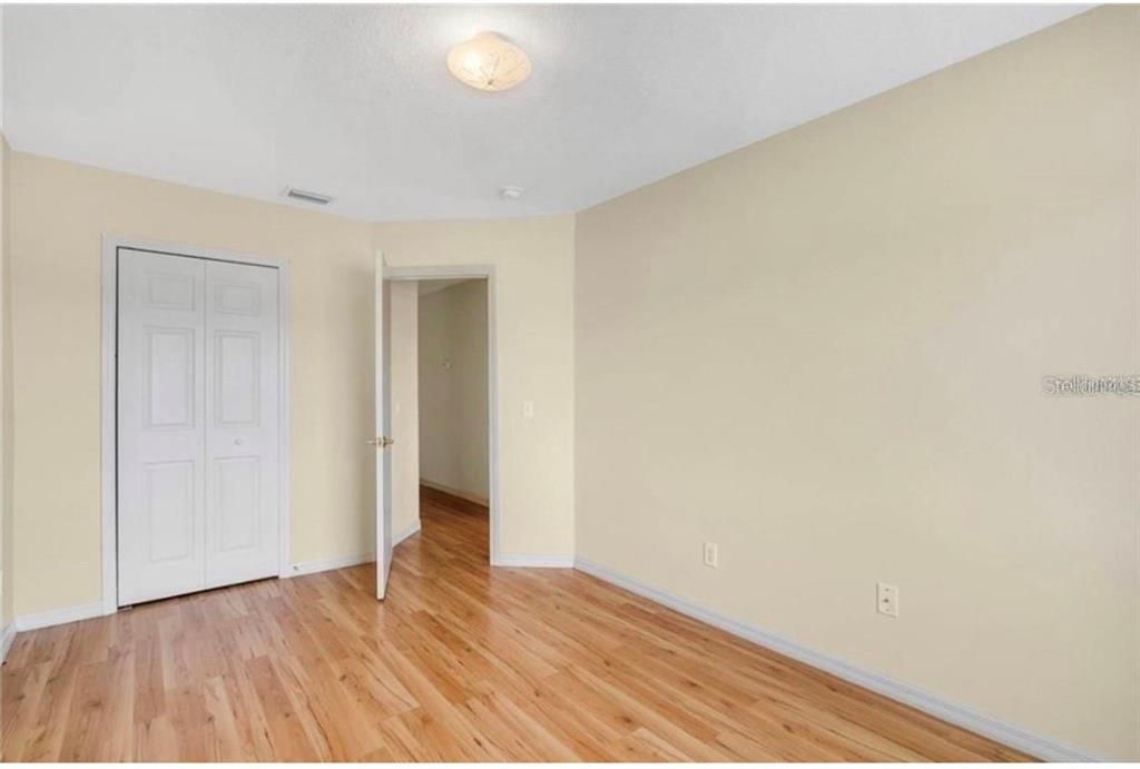 出租: $1,750 (3 贝兹, 2 浴室, 1800 平方英尺)