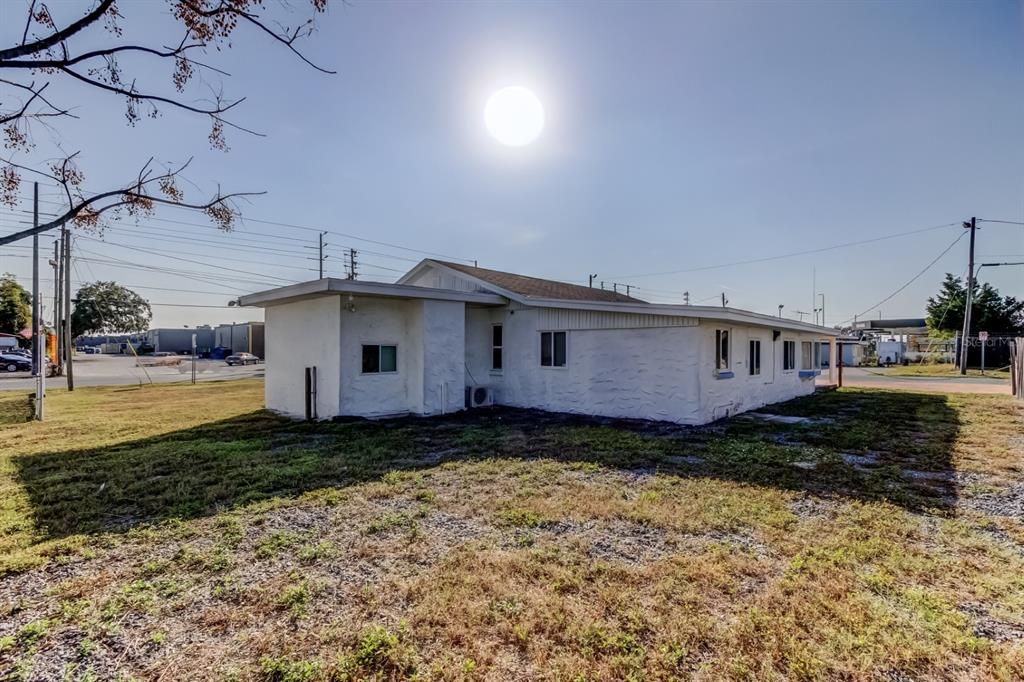 En Venta: $333,000 (0 camas, 0 baños, 1654 Pies cuadrados)