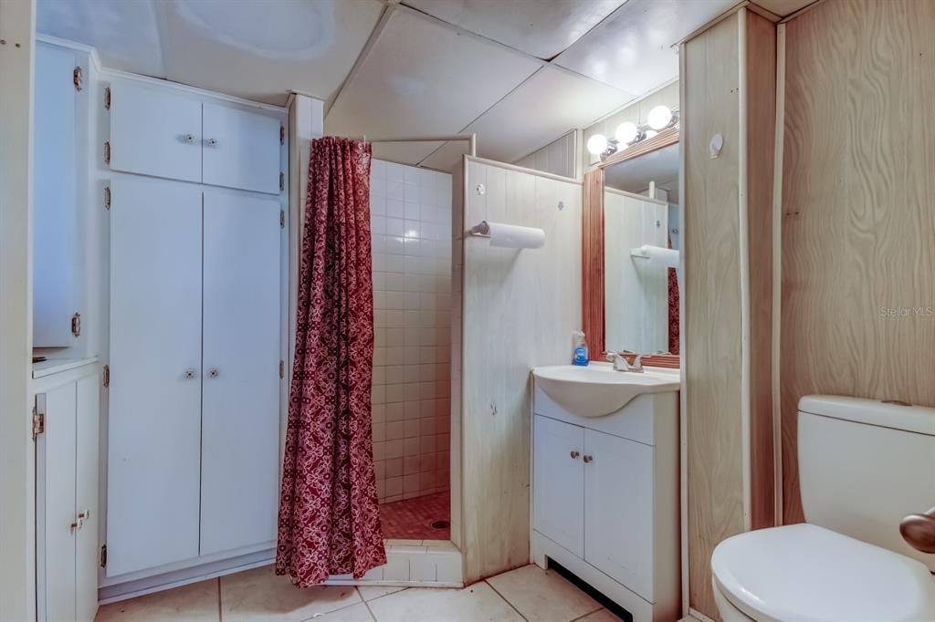 En Venta: $333,000 (0 camas, 0 baños, 1654 Pies cuadrados)