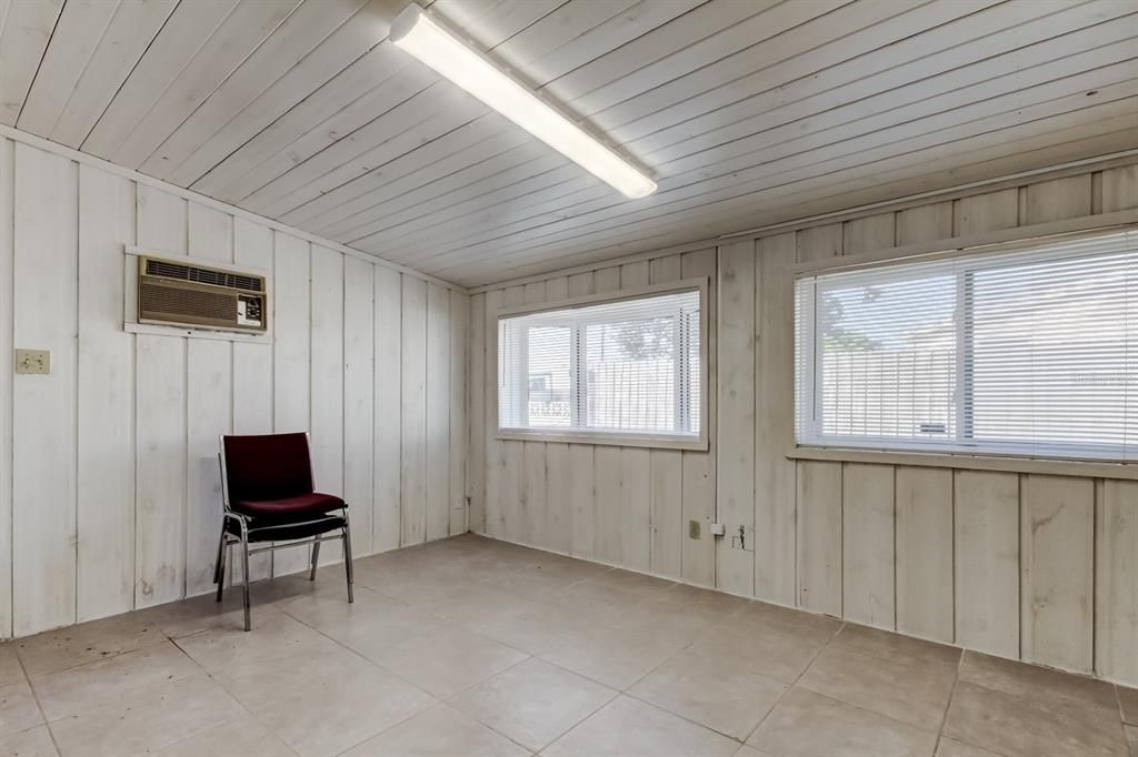 En Venta: $333,000 (0 camas, 0 baños, 1654 Pies cuadrados)