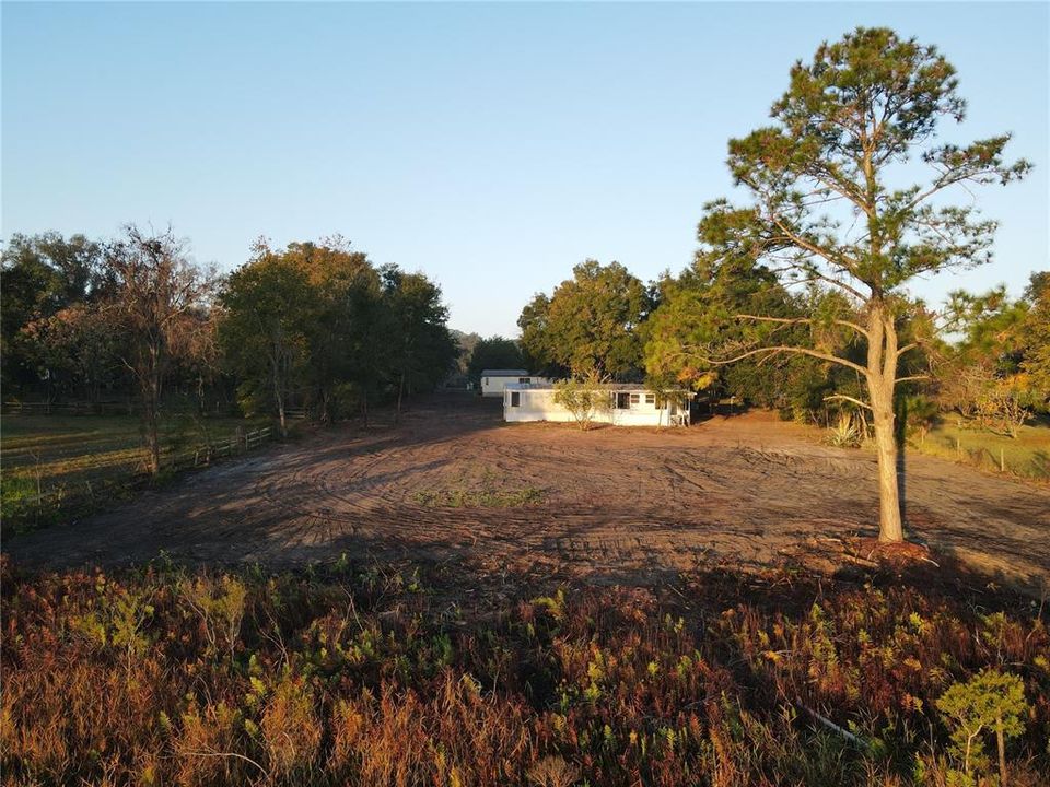 For Sale: $100,000 (5 beds, 3 baths, 2126 Square Feet)