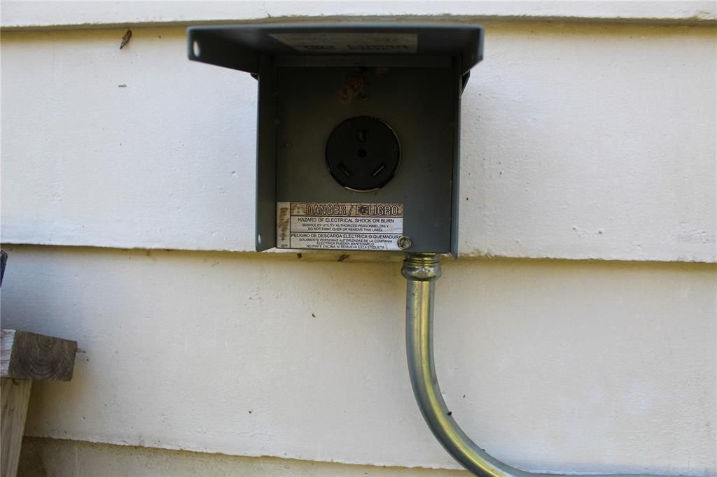 На продажу: $417,000 (3 спален, 2 ванн, 1533 Квадратных фут)